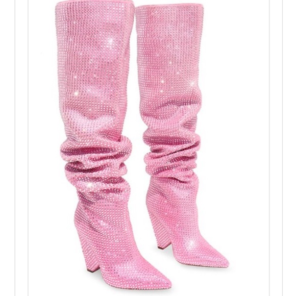 MATERIAL GIRL! - Picture 6 of 8